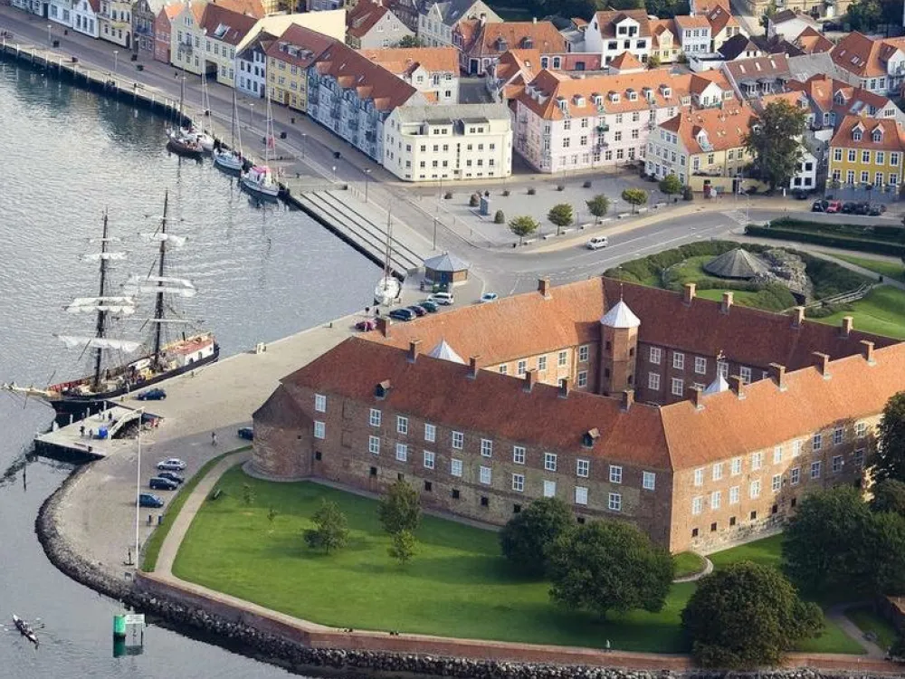 The old town - hear about an almost lost time