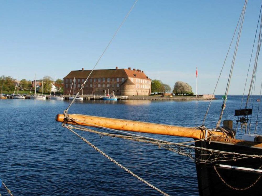 To cities - one historie, start in Sønderborg