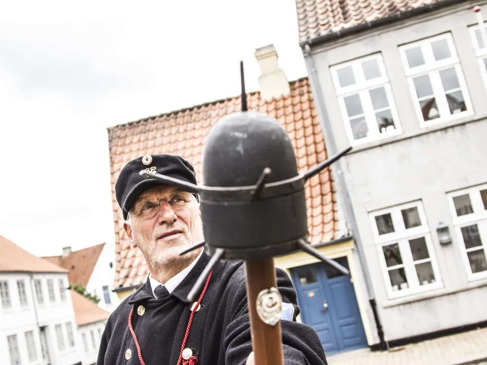 On tour with the night watchmen in Aabenraa’s streets at Christmas