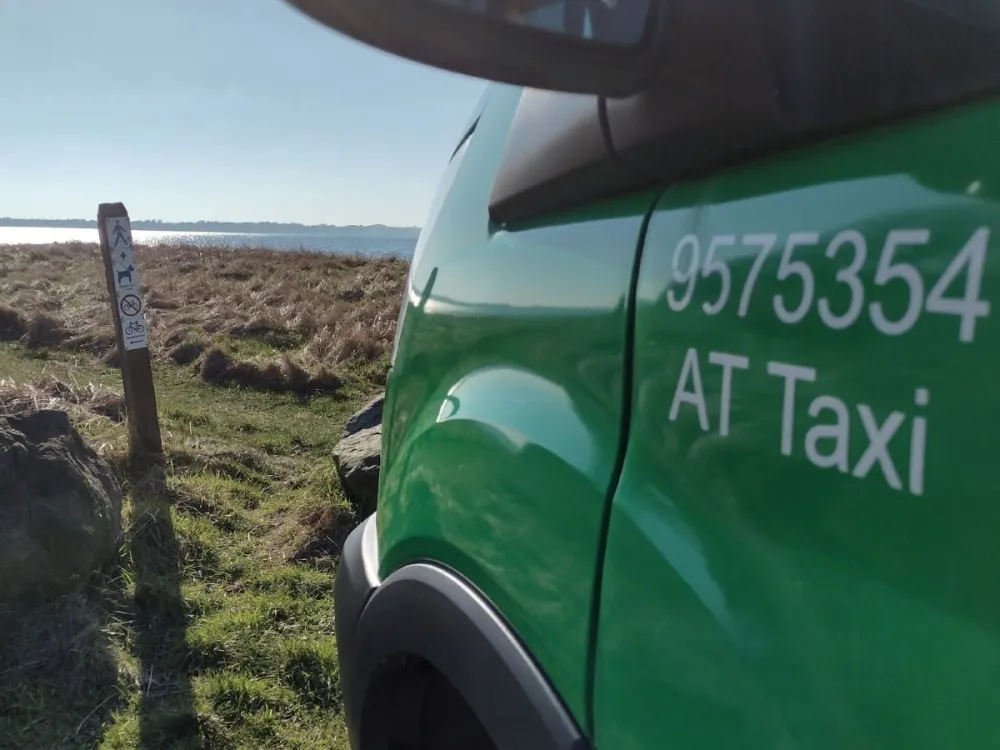 Anders Reizen - Transport with AT taxi