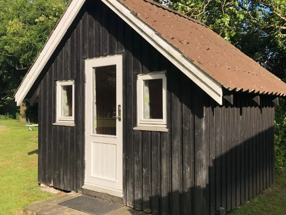 Cabins at Genner Hotel Pancakehouse and Camping